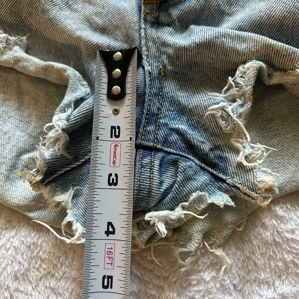 AGOLDE Women's Parker Vintage Cut Off Short in‎ Swapmeet #A026-811 W7242 Size 25